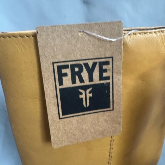 NWT Frye Camryn Tall Pull-On Boots – Banana Leather – Size 8M - Picture 2 of 15